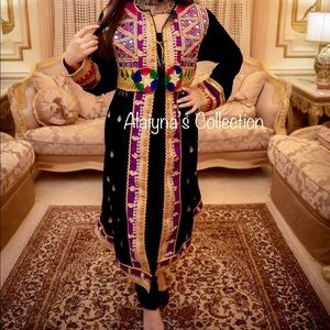 Afghan dress Chapan